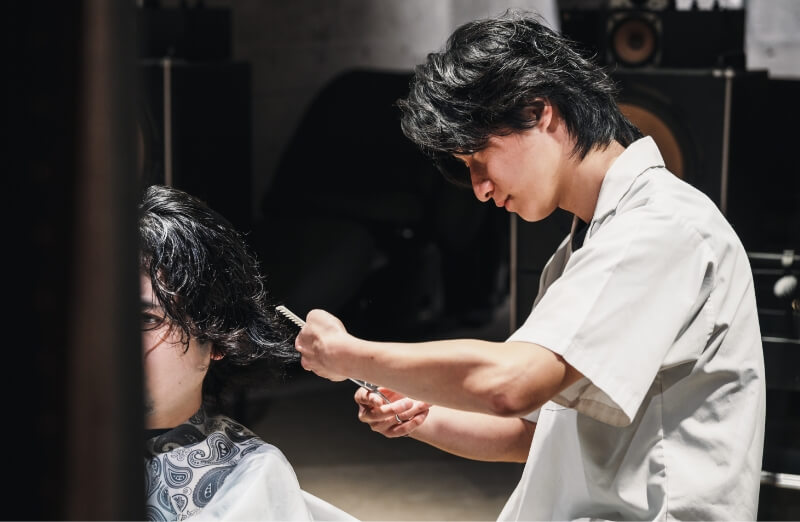 ヘアカットの様子