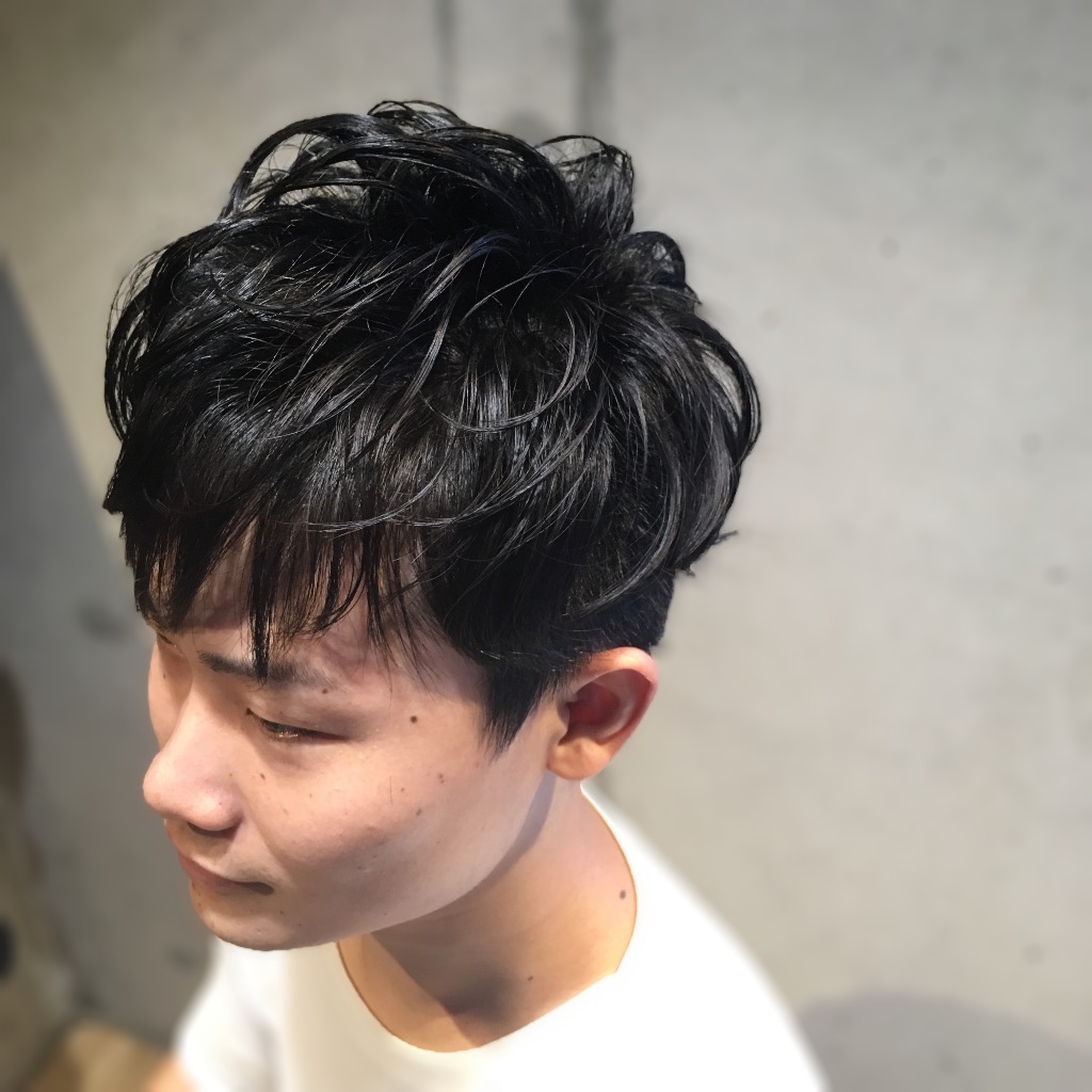 両サイドが膨らむ方必見 メンズパーマスタイル 福岡市博多区の男性専門美容室 Men S Hair Aratana